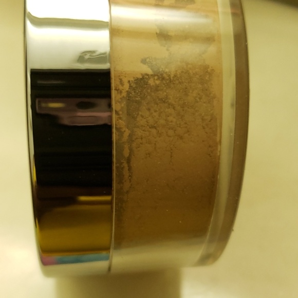 Makeup - Picture 3 of 3